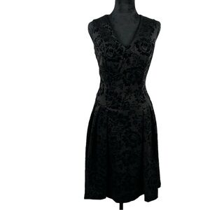 Simply Liliana Black Velour Floral Print Sleeveless Dress Size 6